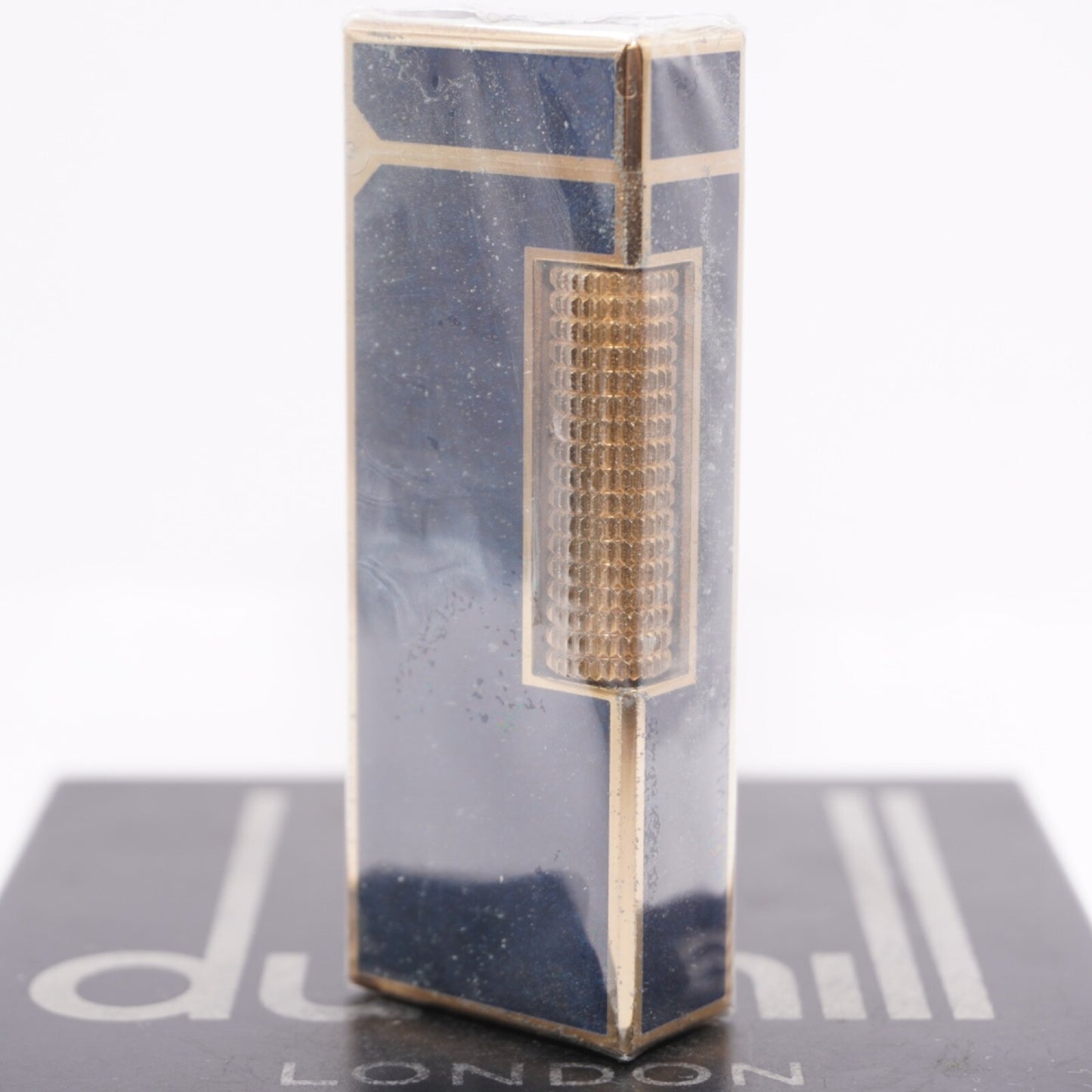 Brand New Sealed_Dunhill Lighter Blue