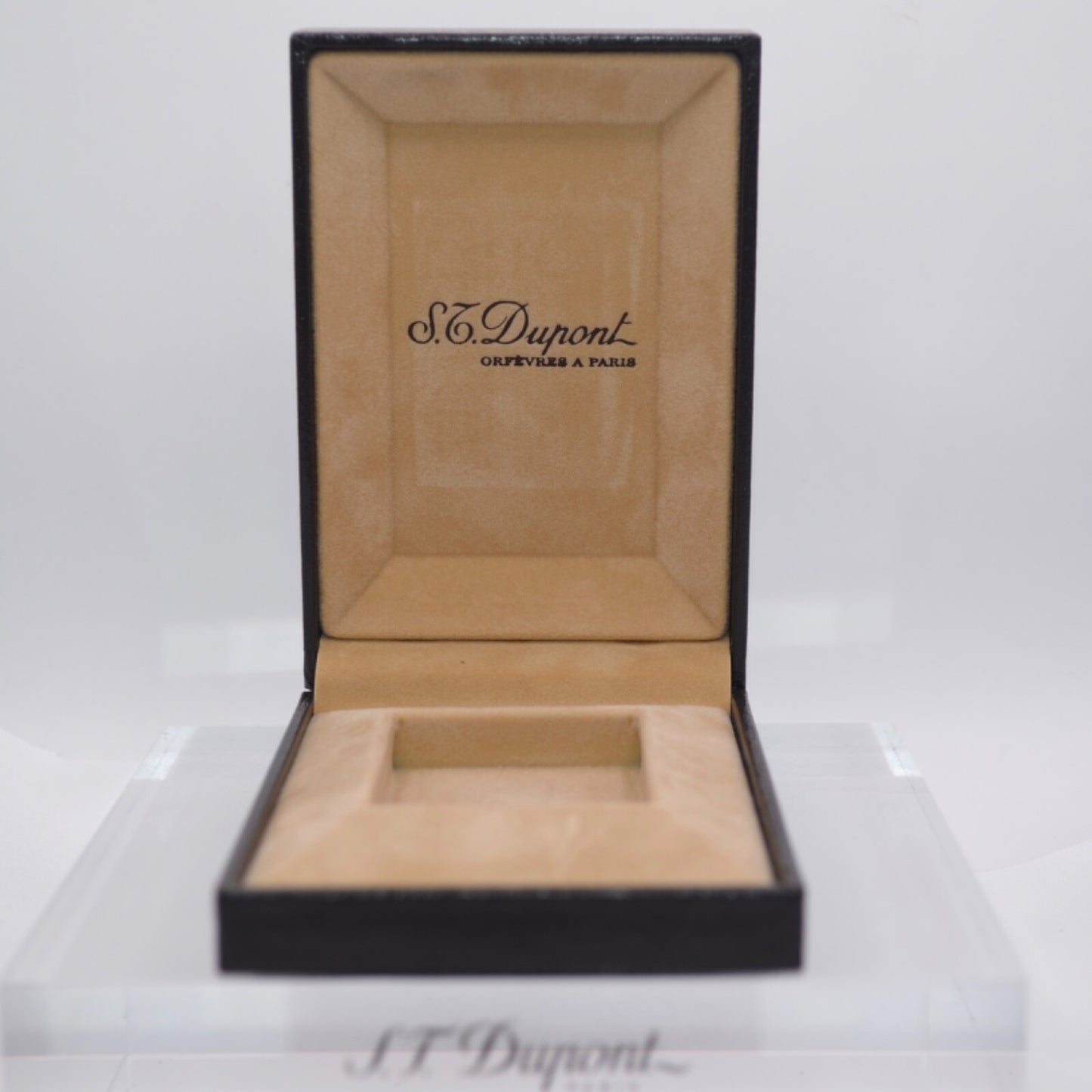 Brand New Sealed_Dupont Lighter silver plate