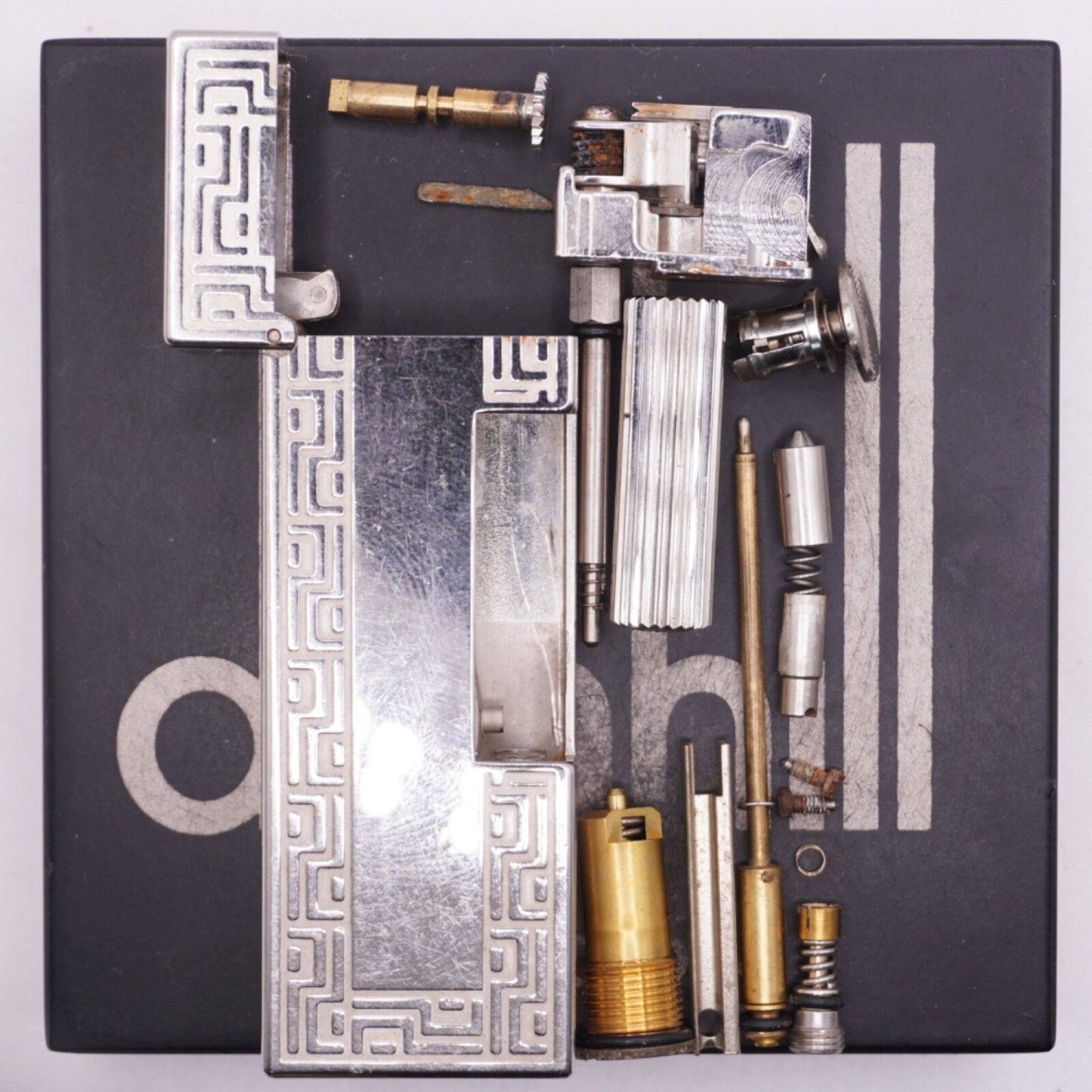 Dunhill Lighter Geometrical Pattern Chrome Plate_Ultrasonically cleaned _Working