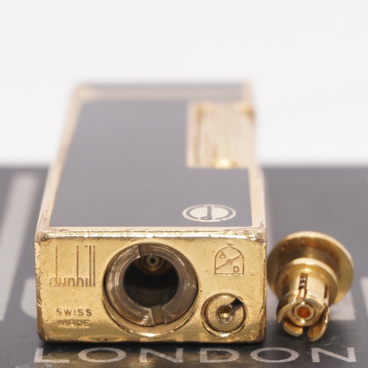 Dunhill Lighter BLACK Crane Pattern with Accessorizes_Ultrasonically cleaned