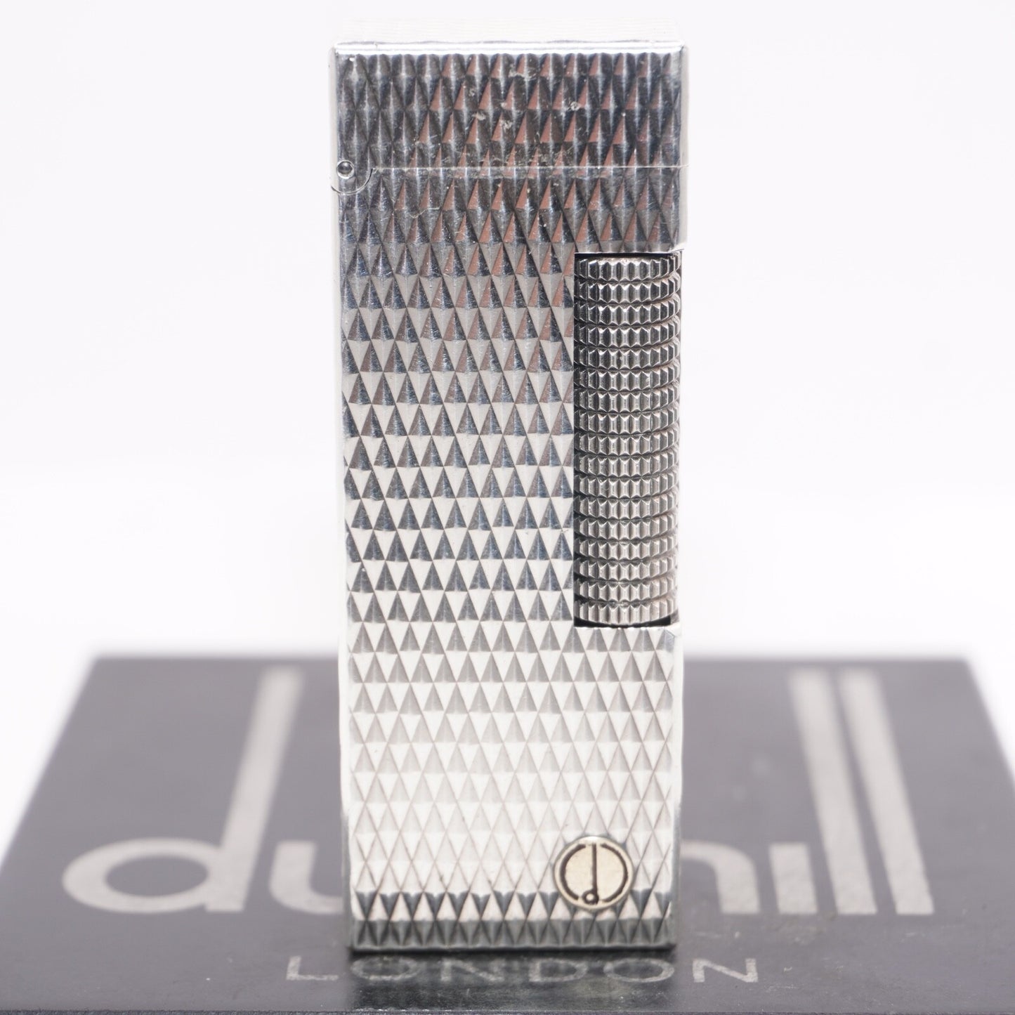 Dunhill Lighter Silver Diamond Pattern-Ultrasonically cleaned